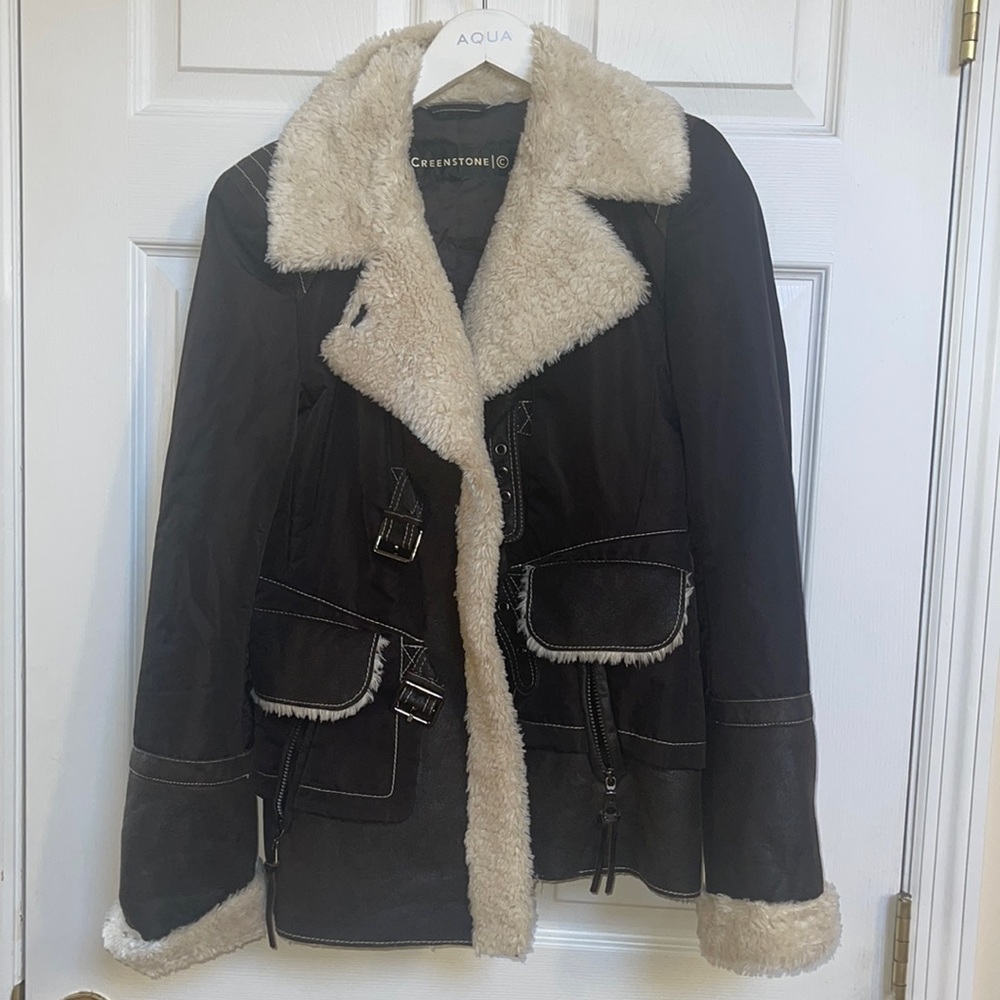 Creenstone size 36 brown with beige fleece bomber jacket